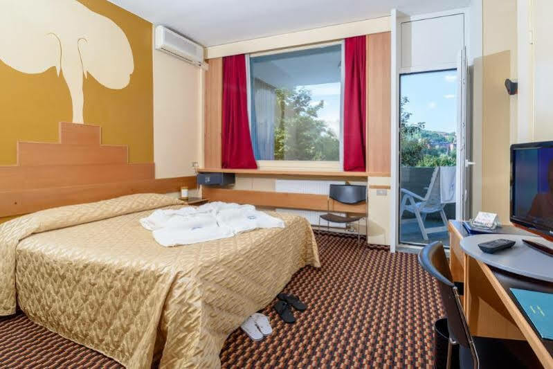 Hotel Santoli Porretta Terme Extérieur photo